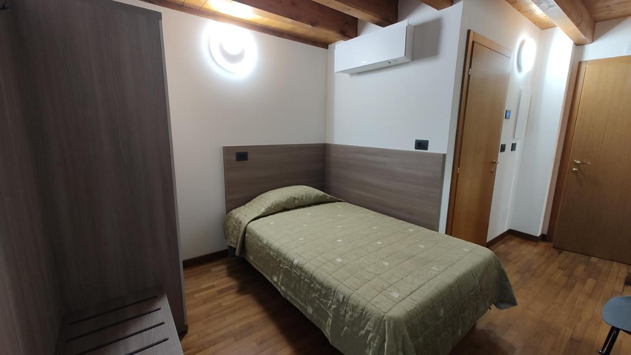Wine Resort Faedis Екстериор снимка