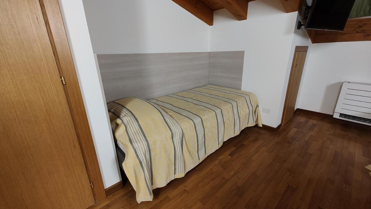 Wine Resort Faedis Екстериор снимка